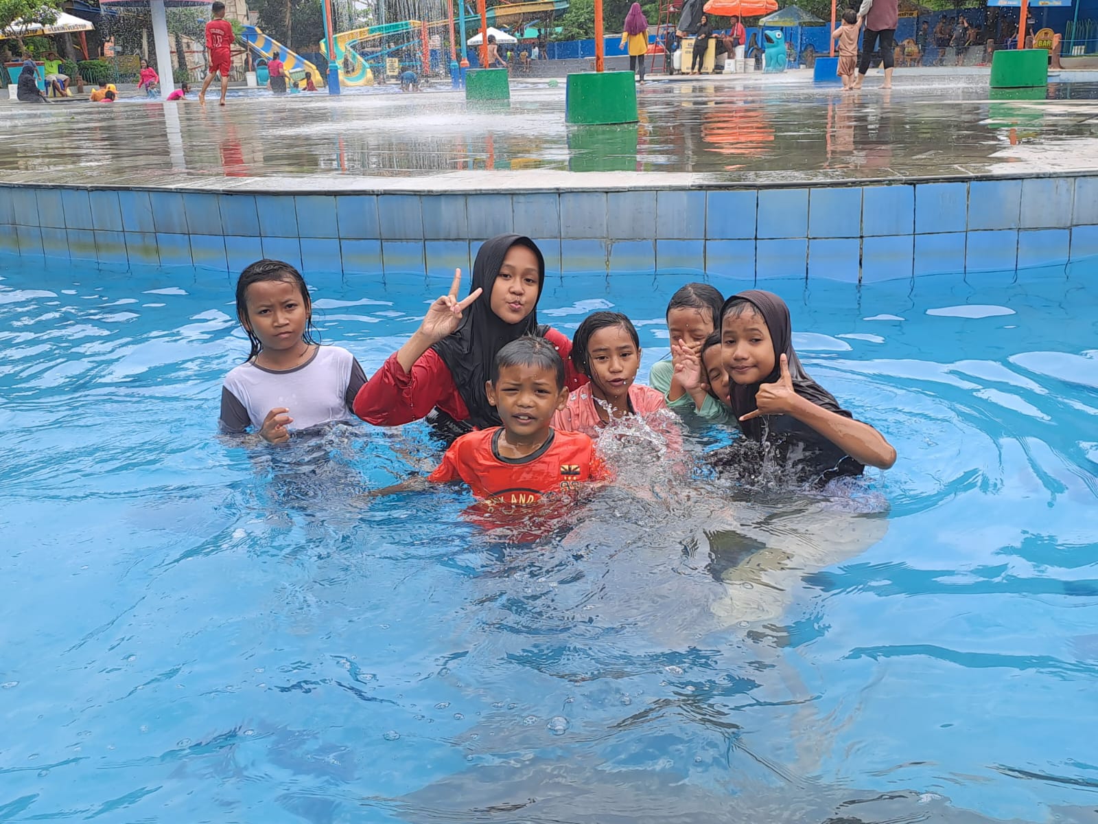 Liburan Sekolah – Renang Bersama